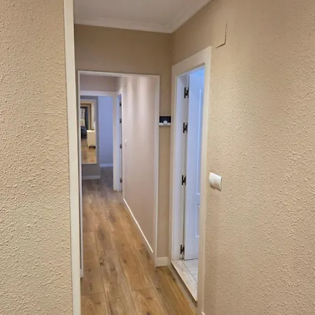 Apartamento Astur Playa Ii - Centrally Located And Ideal For 4 People - Vut-6413-as *