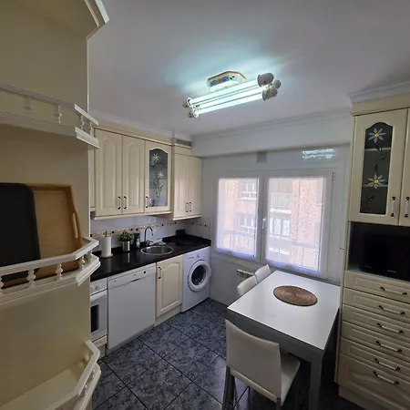 Astur Playa Ii - Centrally Located And Ideal For 4 People - Vut-6413-as Apartment Gijón