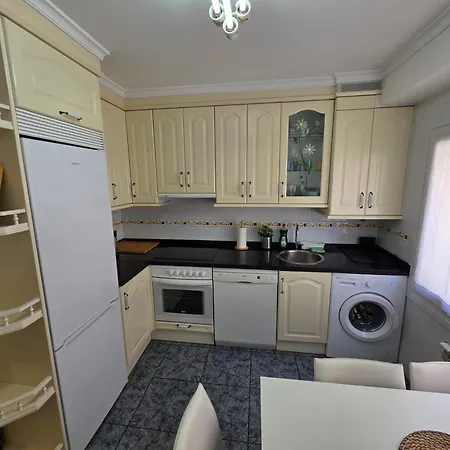 Astur Playa Ii - Centrally Located And Ideal For 4 People - Vut-6413-as *