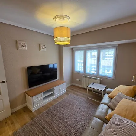 Astur Playa Ii - Centrally Located And Ideal For 4 People - Vut-6413-as *