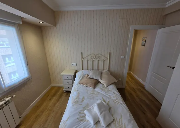 Astur Playa Ii - Centrally Located And Ideal For 4 People - Vut-6413-as Gijón