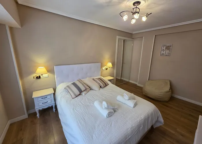 Astur Playa Ii - Centrally Located And Ideal For 4 People - Vut-6413-as * גיחון